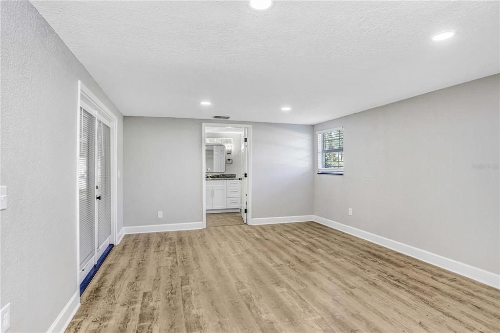 Main Dwelling Primary Bedroom - Bedroom Entrance View