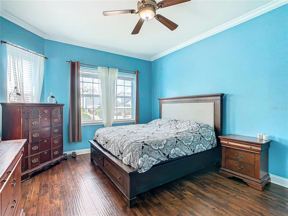 For Sale: $440,000 (3 beds, 2 baths, 2617 Square Feet)