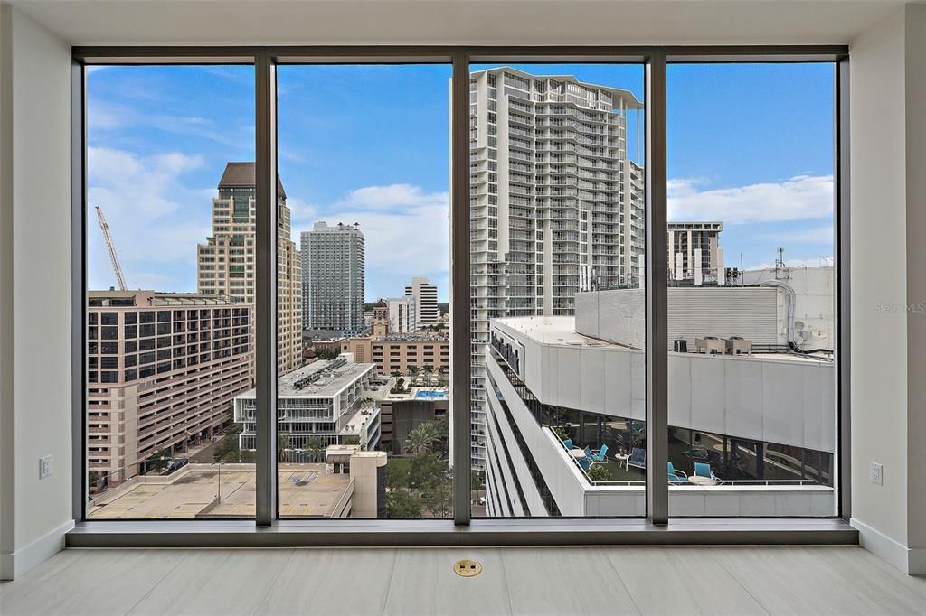 For Sale: $1,998,000 (2 beds, 3 baths, 1817 Square Feet)