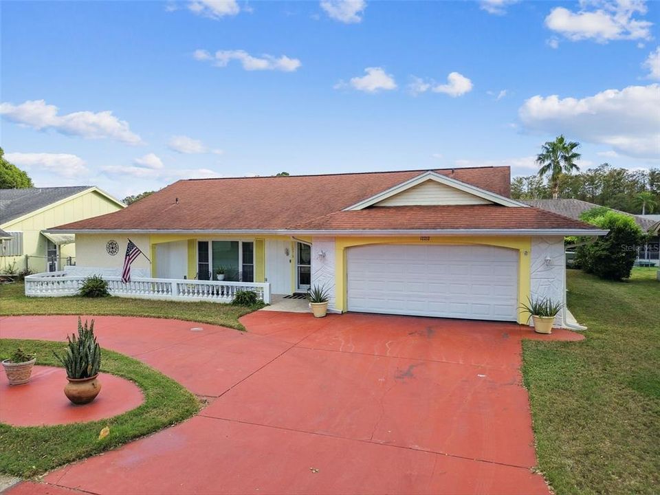 For Sale: $329,900 (3 beds, 2 baths, 1771 Square Feet)