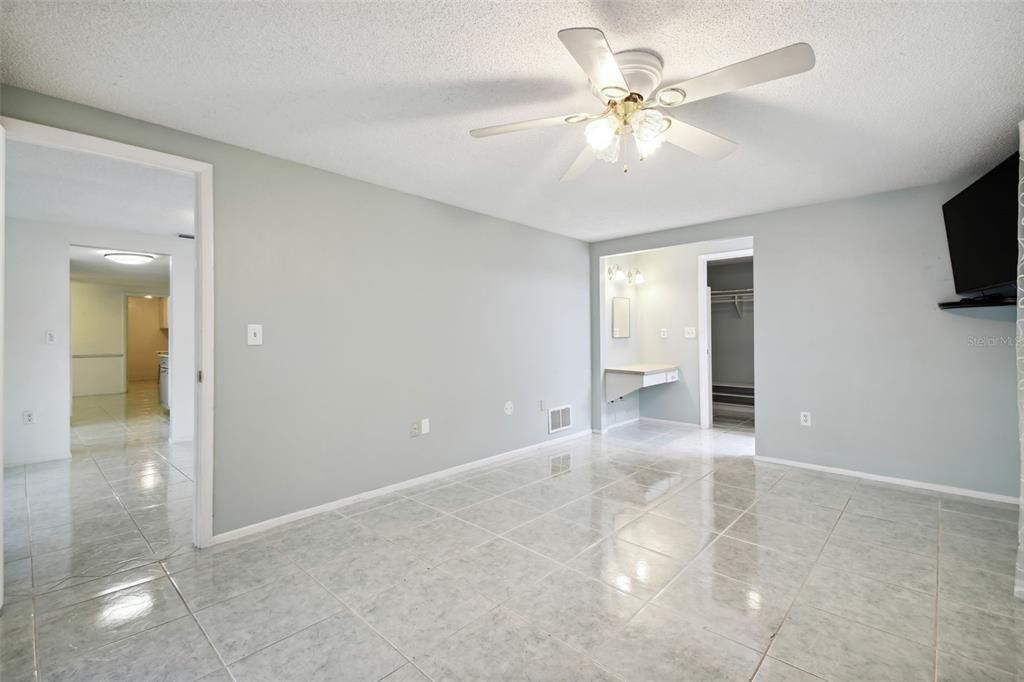 For Sale: $329,900 (3 beds, 2 baths, 1771 Square Feet)