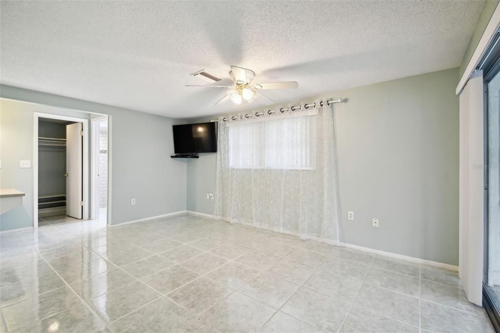 For Sale: $329,900 (3 beds, 2 baths, 1771 Square Feet)