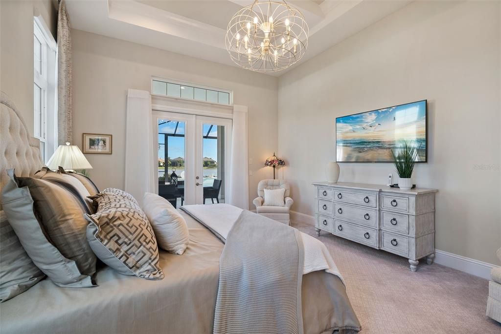 Active With Contract: $2,300,000 (4 beds, 4 baths, 3037 Square Feet)