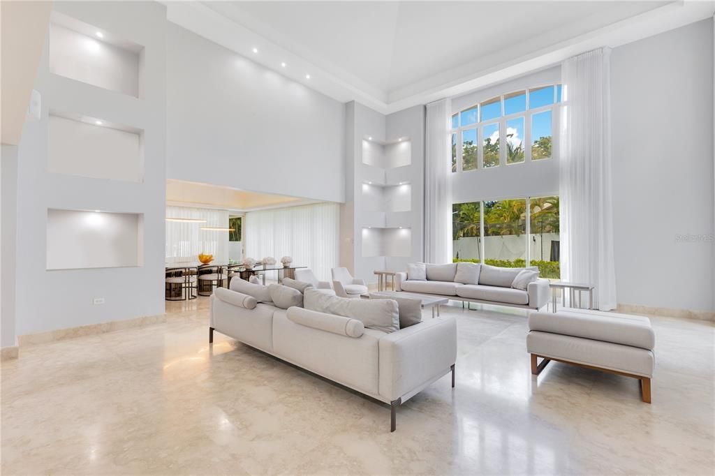 For Sale: $13,850,000 (5 beds, 7 baths, 7932 Square Feet)