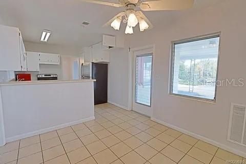 For Sale: $310,000 (2 beds, 2 baths, 1510 Square Feet)