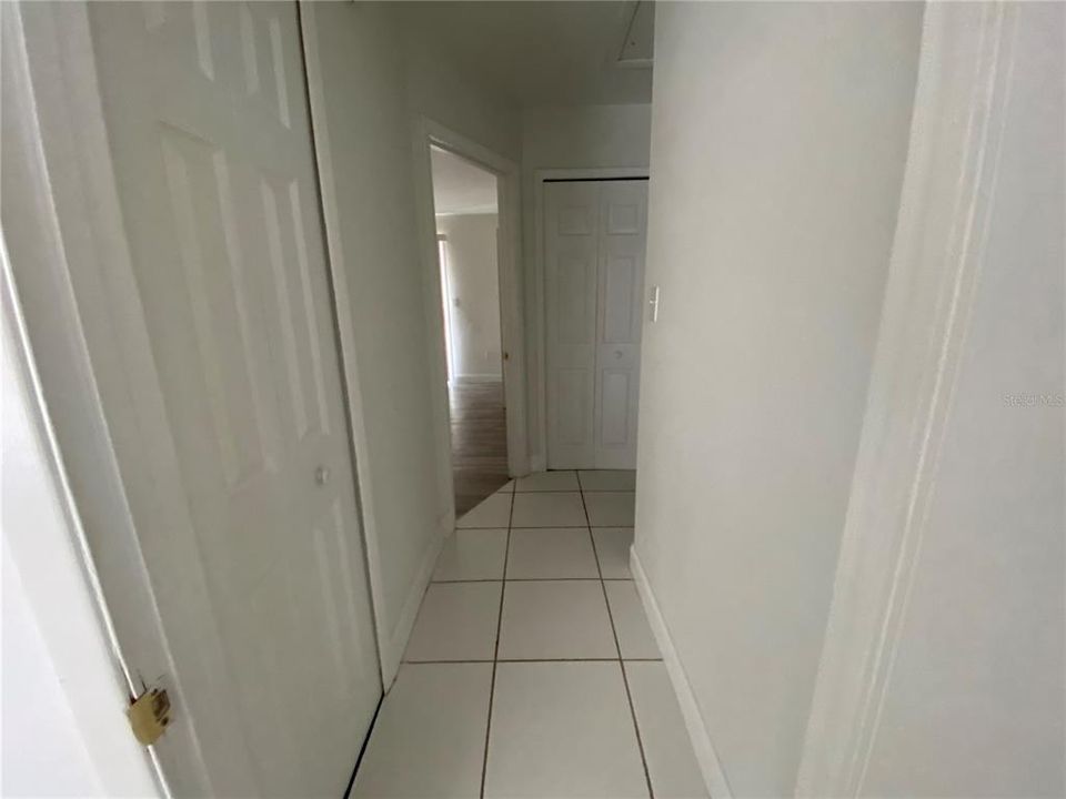 For Sale: $145,000 (2 beds, 1 baths, 1164 Square Feet)