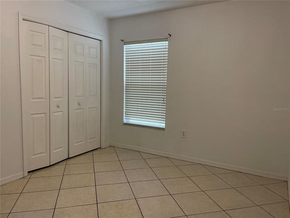 For Rent: $1,900 (3 beds, 2 baths, 1579 Square Feet)