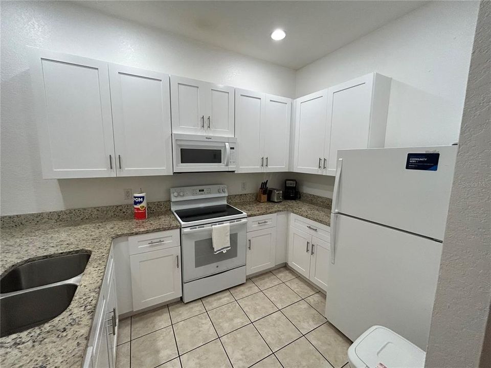 For Sale: $235,000 (3 beds, 2 baths, 1227 Square Feet)