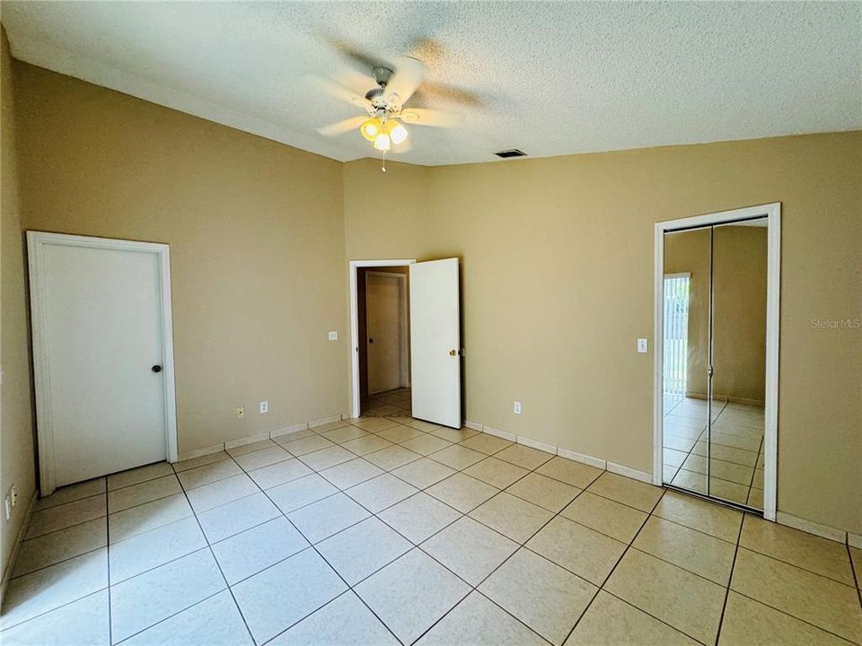 For Rent: $1,949 (3 beds, 2 baths, 1255 Square Feet)