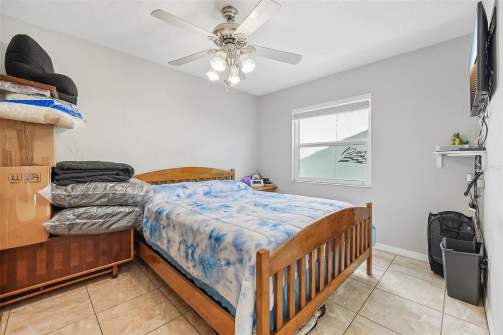 For Sale: $399,995 (3 beds, 2 baths, 1254 Square Feet)