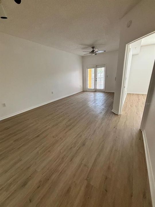 For Rent: $2,300 (3 beds, 2 baths, 1134 Square Feet)