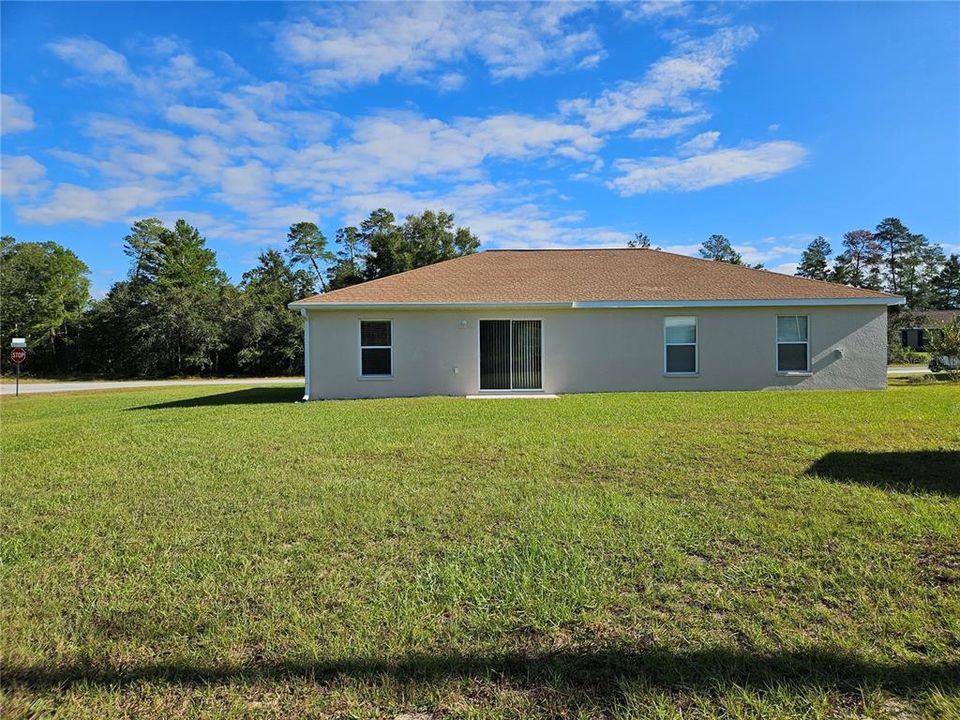 For Sale: $255,000 (3 beds, 2 baths, 1338 Square Feet)