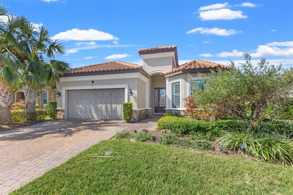 Custom built POOL home!