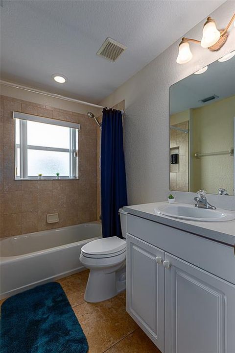 2ND BATHROOM