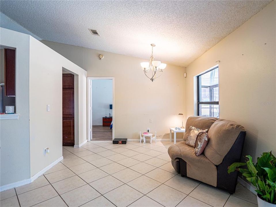 For Sale: $339,000 (3 beds, 2 baths, 1712 Square Feet)