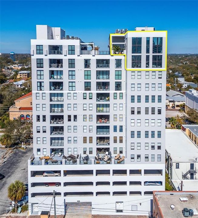 For Sale: $2,975,000 (2 beds, 2 baths, 2514 Square Feet)