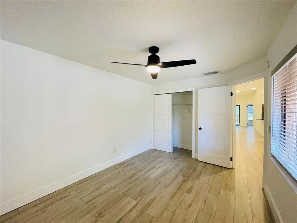 For Rent: $2,600 (3 beds, 2 baths, 1212 Square Feet)