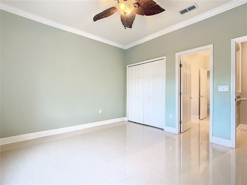 For Sale: $445,000 (3 beds, 2 baths, 2141 Square Feet)