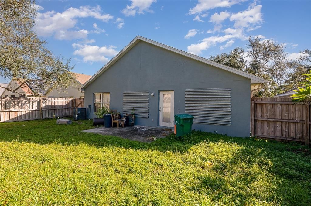 For Sale: $340,000 (3 beds, 2 baths, 1593 Square Feet)