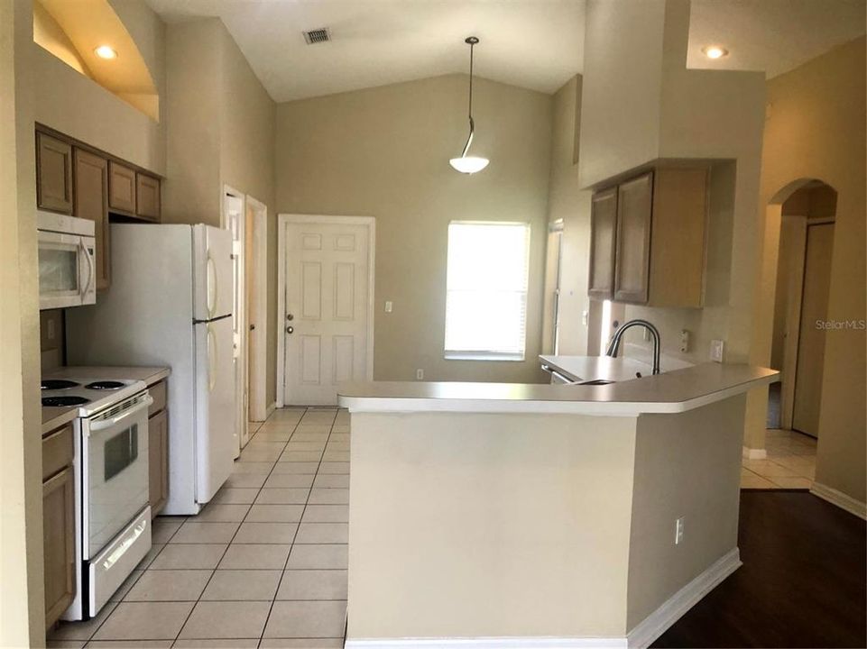 For Sale: $459,900 (3 beds, 2 baths, 1684 Square Feet)