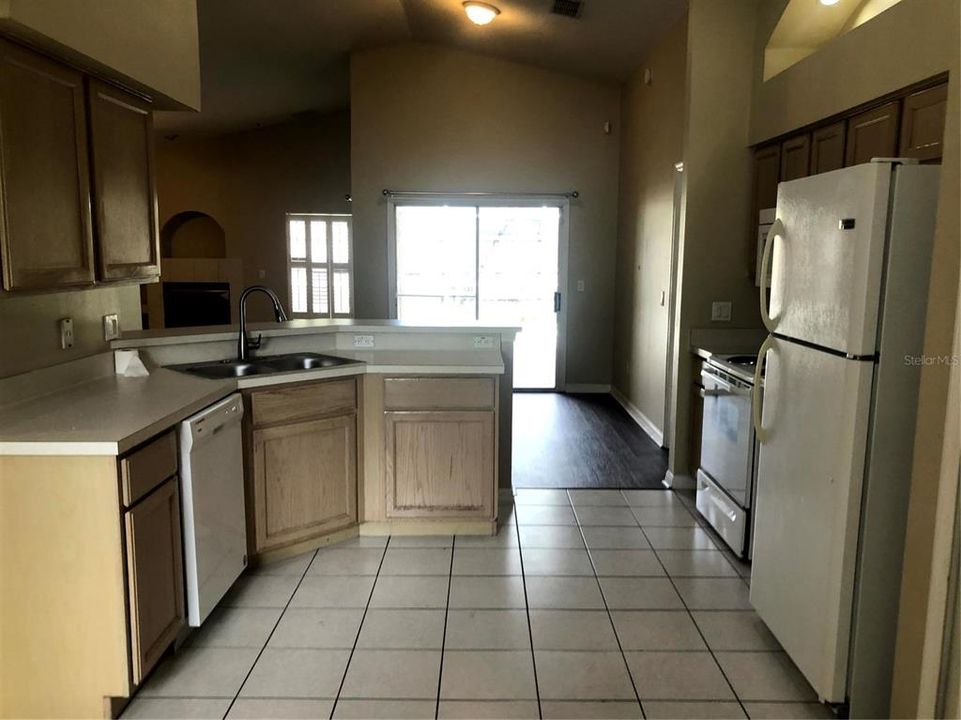 For Sale: $459,900 (3 beds, 2 baths, 1684 Square Feet)