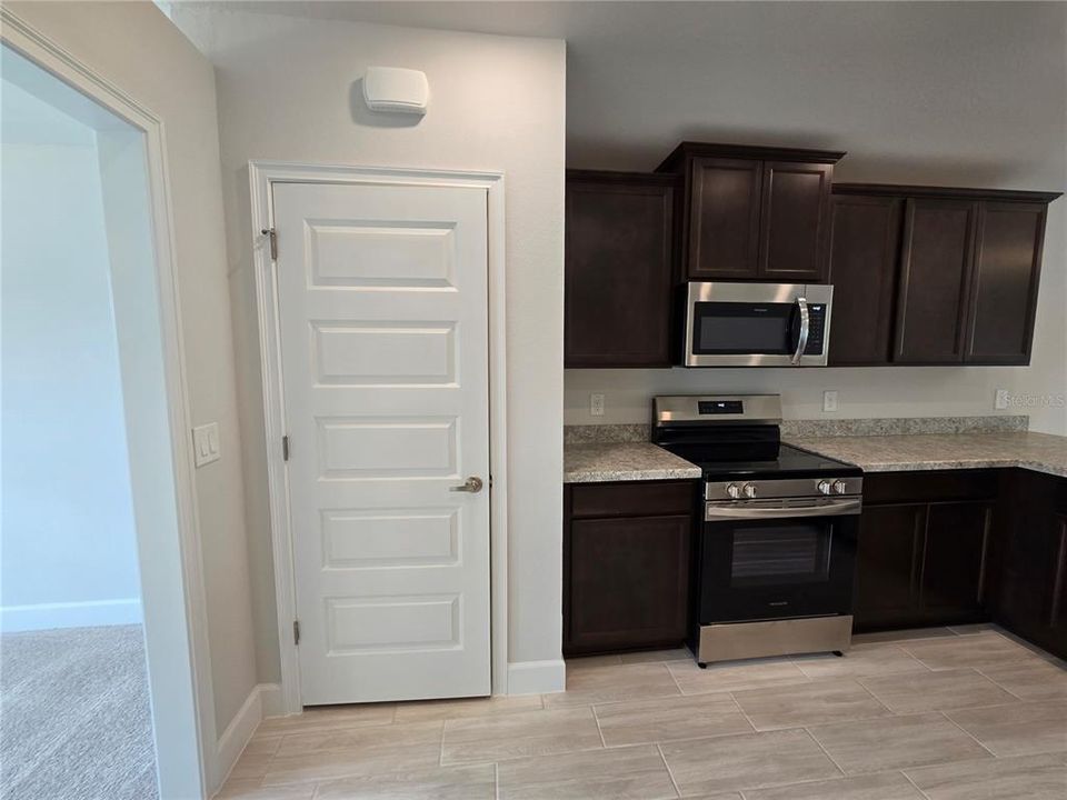 Active With Contract: $310,250 (4 beds, 2 baths, 2020 Square Feet)