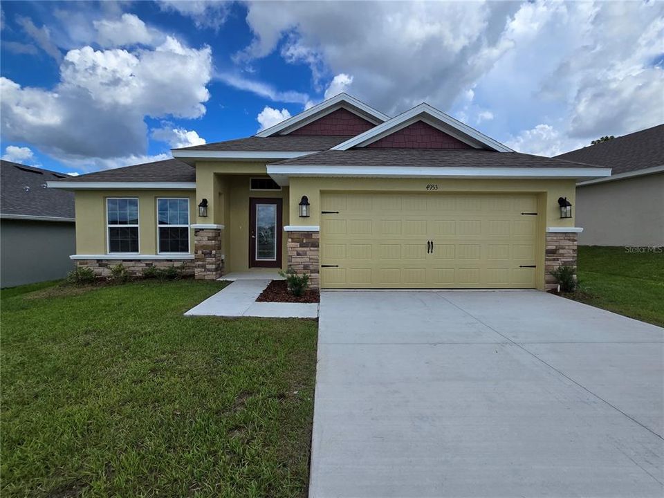 Active With Contract: $310,250 (4 beds, 2 baths, 2020 Square Feet)