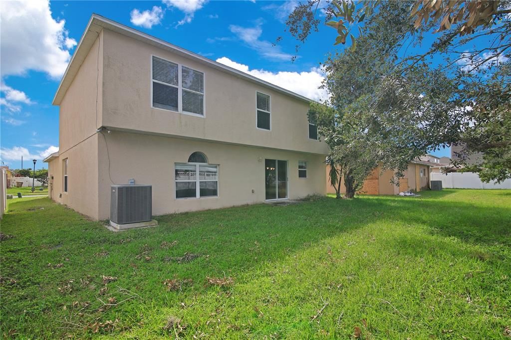 For Sale: $349,900 (4 beds, 2 baths, 2200 Square Feet)