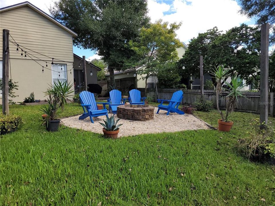 For Sale: $439,900 (3 beds, 2 baths, 1570 Square Feet)