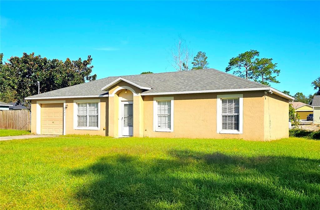 For Sale: $238,500 (3 beds, 2 baths, 1032 Square Feet)