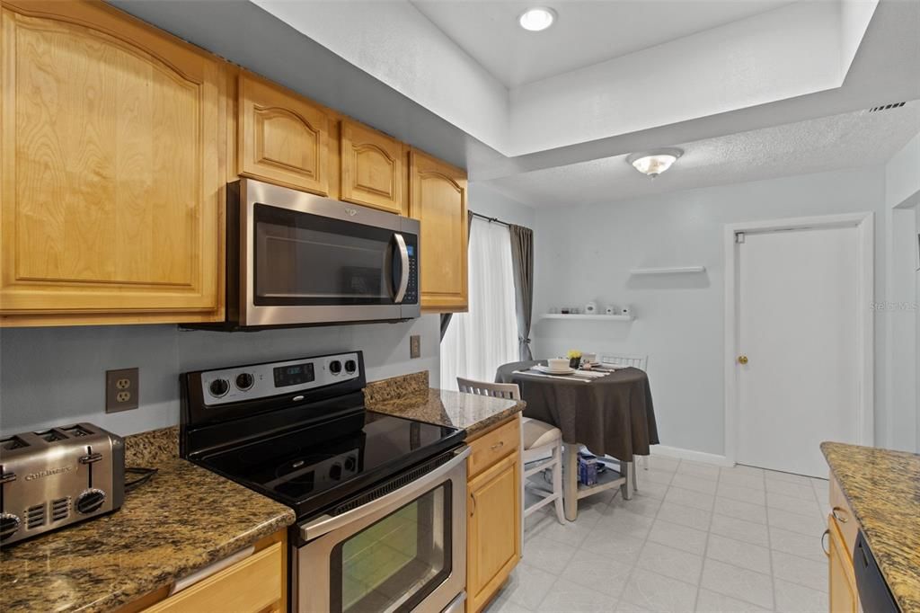 For Sale: $435,000 (3 beds, 2 baths, 1583 Square Feet)