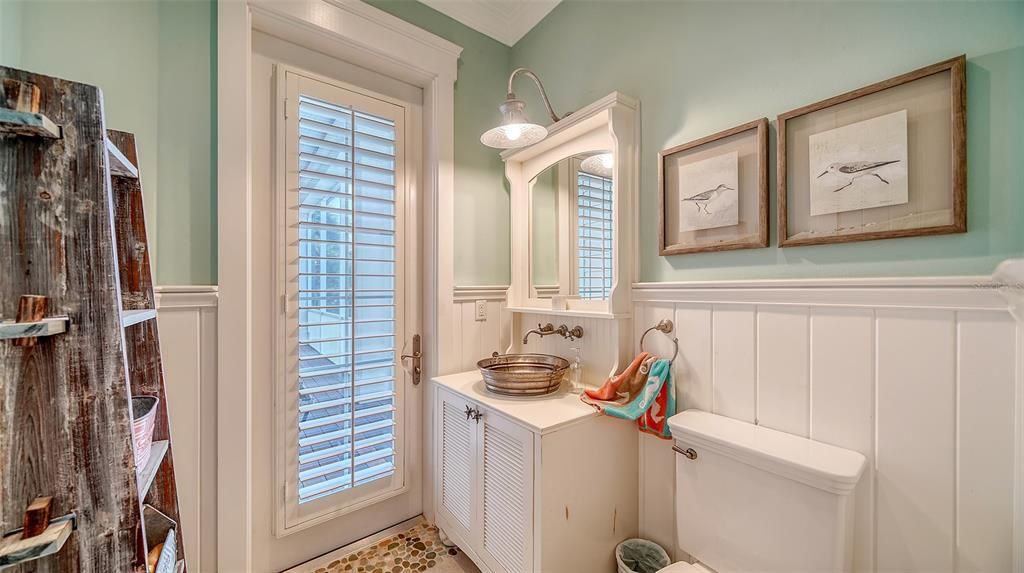 Powder room/pool bath