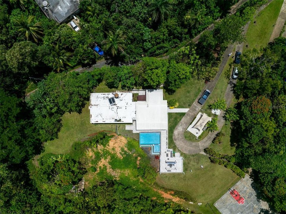 En Venta: $1,150,000 (4 camas, 3 baños, 2800 Pies cuadrados)