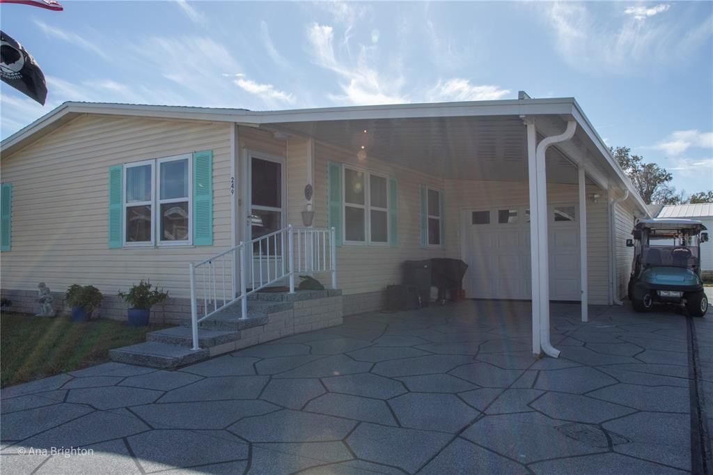 For Sale: $239,900 (2 beds, 2 baths, 1232 Square Feet)