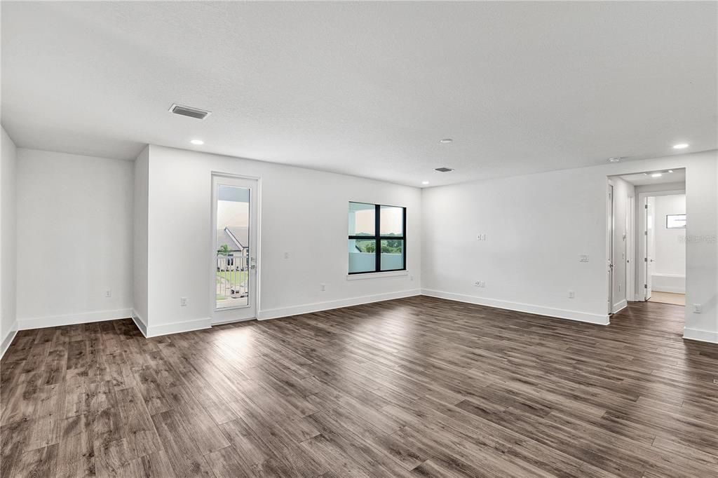 На продажу: $1,329,000 (4 спален, 4 ванн, 4466 Квадратных фут)