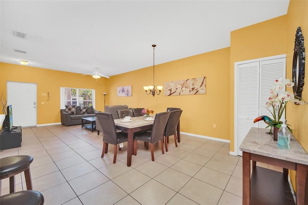 For Sale: $249,000 (3 beds, 2 baths, 1484 Square Feet)