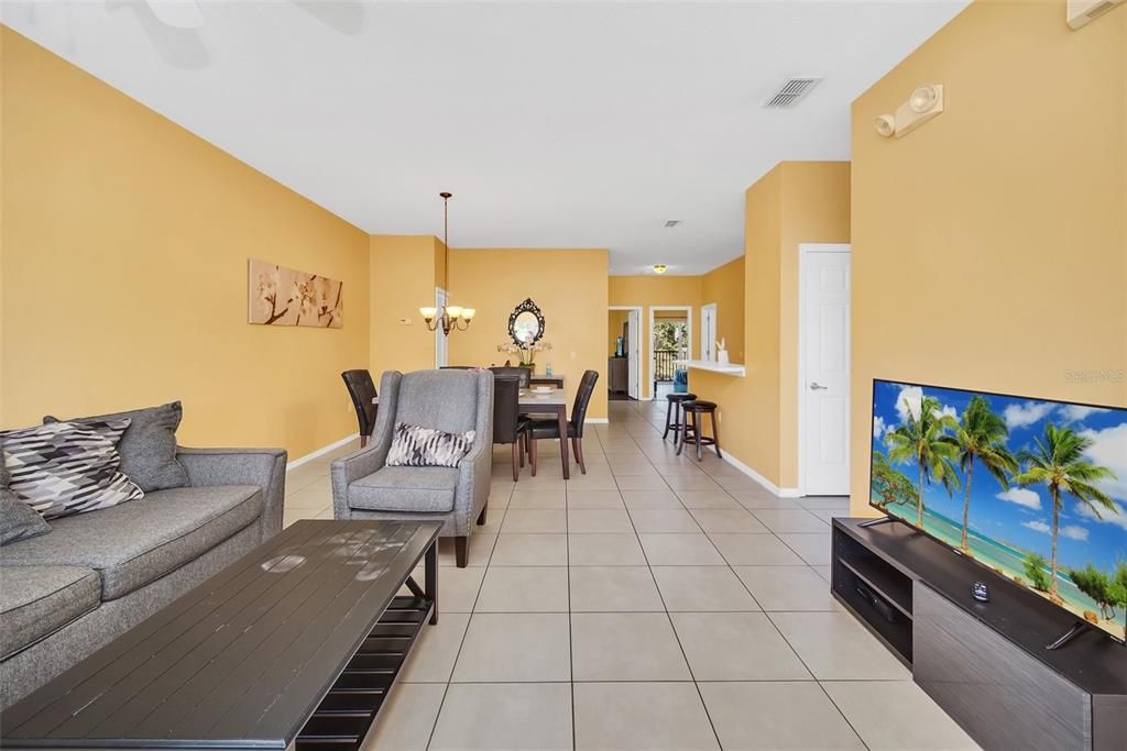 For Sale: $249,000 (3 beds, 2 baths, 1484 Square Feet)