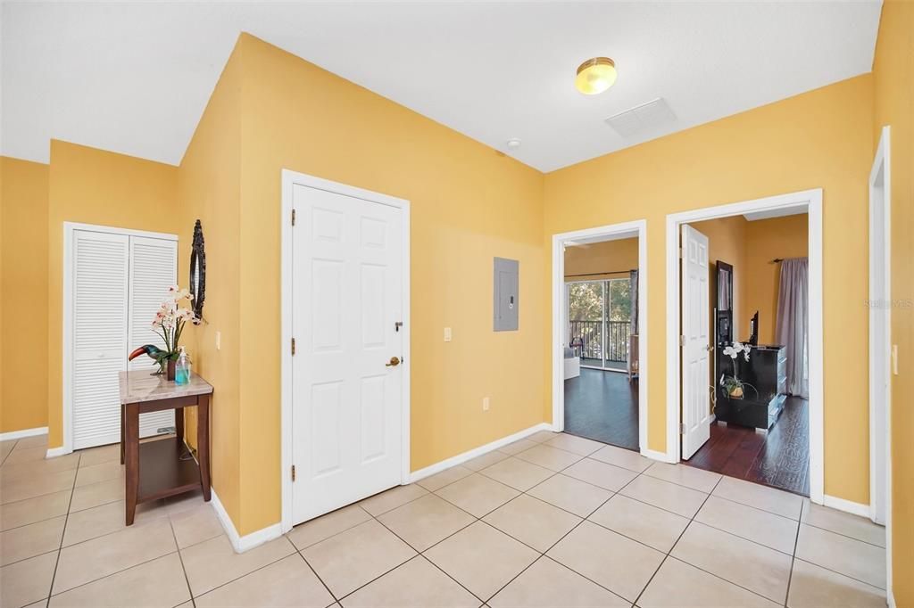 For Sale: $249,000 (3 beds, 2 baths, 1484 Square Feet)