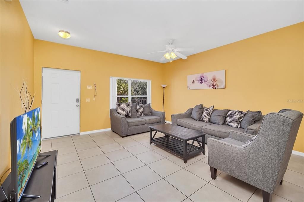 For Sale: $249,000 (3 beds, 2 baths, 1484 Square Feet)