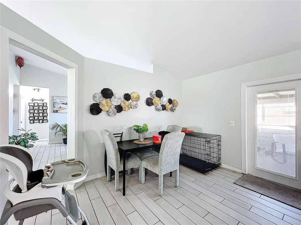 For Sale: $339,900 (3 beds, 2 baths, 1628 Square Feet)