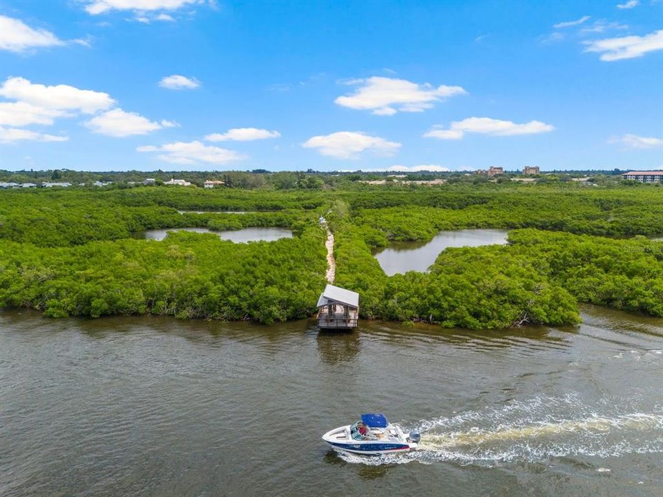 For Sale: $725,000 (3 beds, 2 baths, 1912 Square Feet)