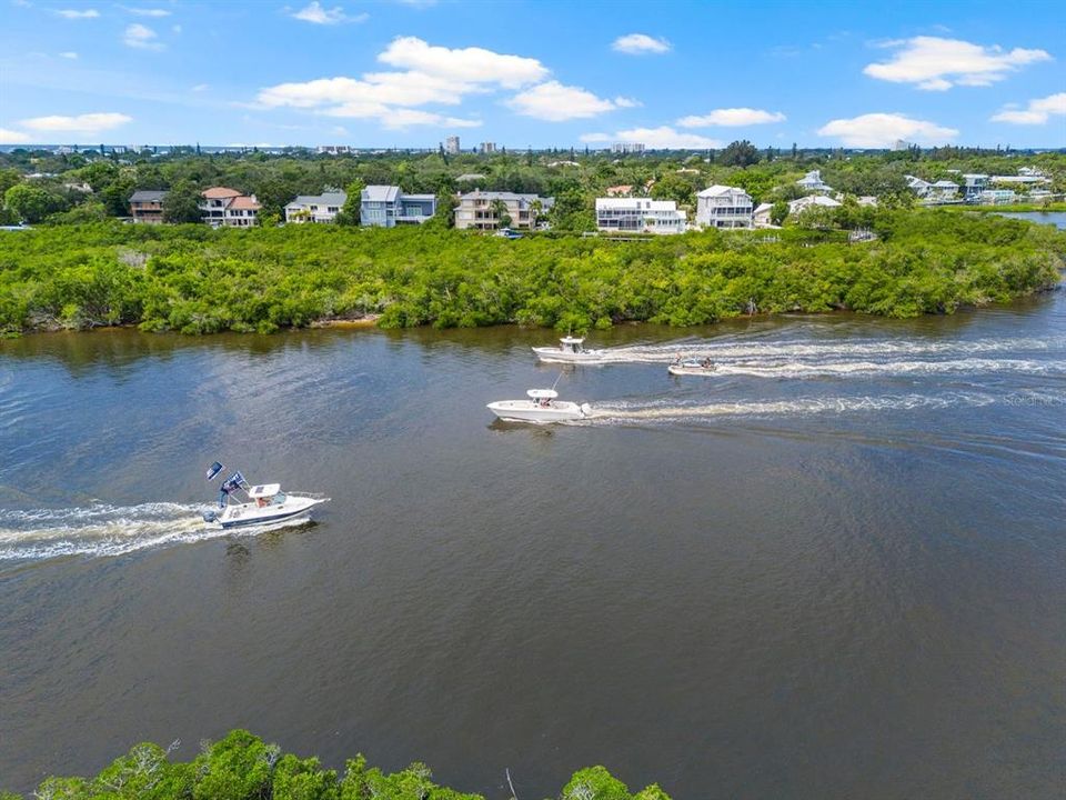 En Venta: $725,000 (3 camas, 2 baños, 1912 Pies cuadrados)