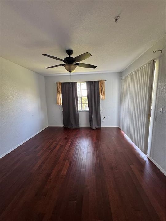 For Rent: $1,850 (2 beds, 2 baths, 1160 Square Feet)