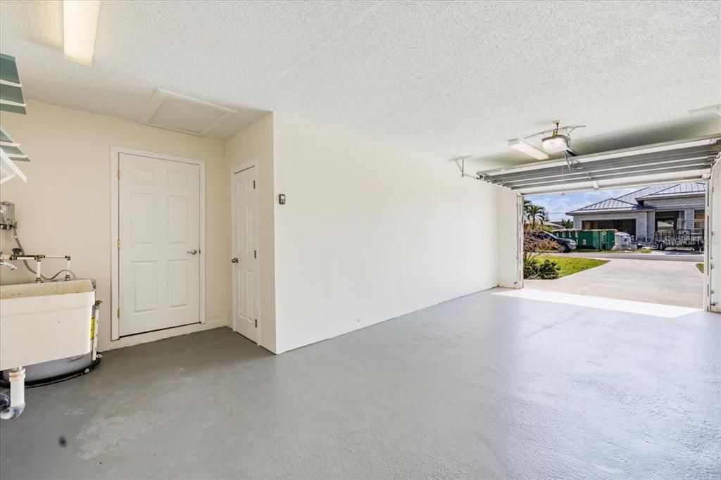 Garage with 10' Air-Conditioned Storage Unit