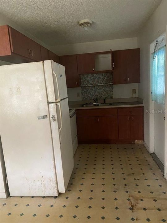 En Venta: $185,000 (3 camas, 1 baños, 1072 Pies cuadrados)