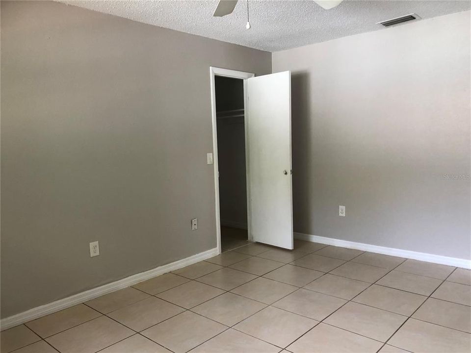 For Rent: $2,100 (3 beds, 2 baths, 1679 Square Feet)