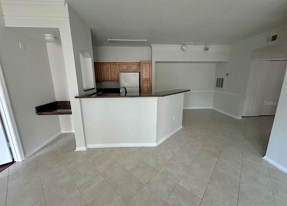 For Sale: $185,000 (2 beds, 2 baths, 1233 Square Feet)