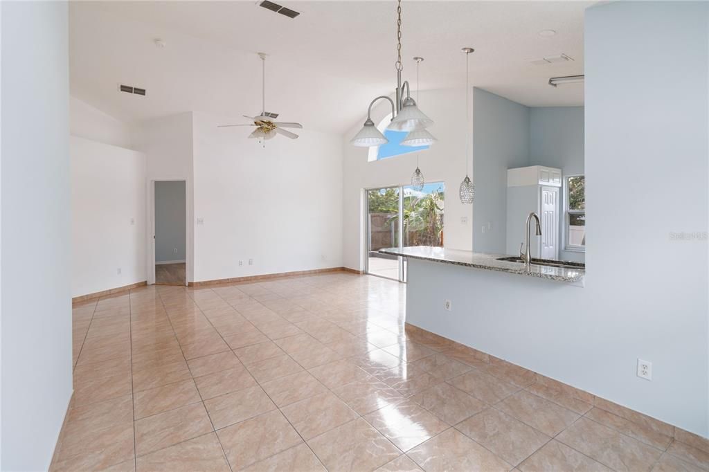 For Sale: $359,900 (3 beds, 2 baths, 1331 Square Feet)