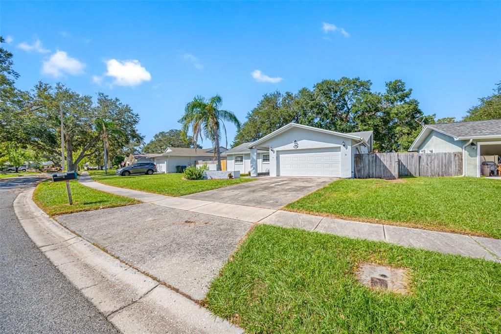 For Sale: $529,000 (3 beds, 2 baths, 1457 Square Feet)