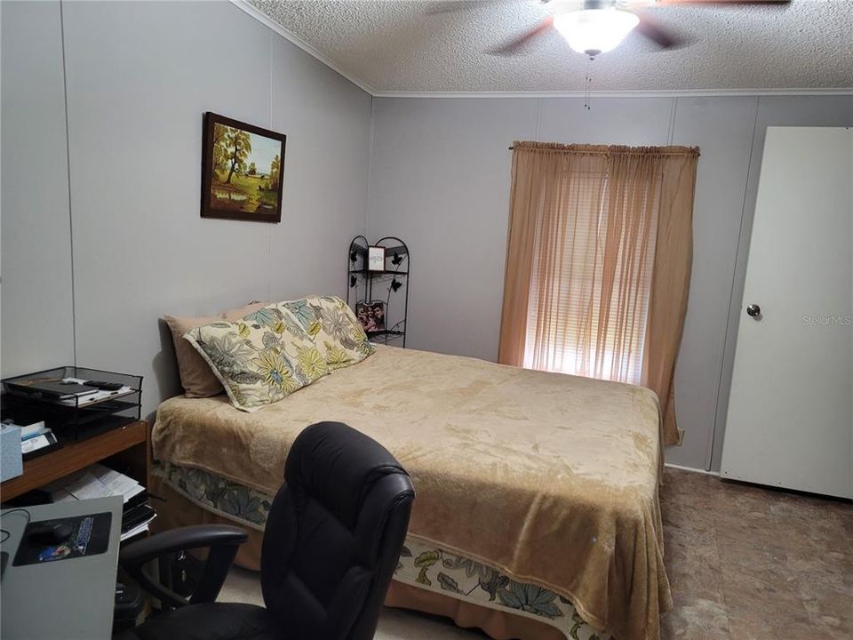 For Sale: $169,900 (2 beds, 2 baths, 1188 Square Feet)